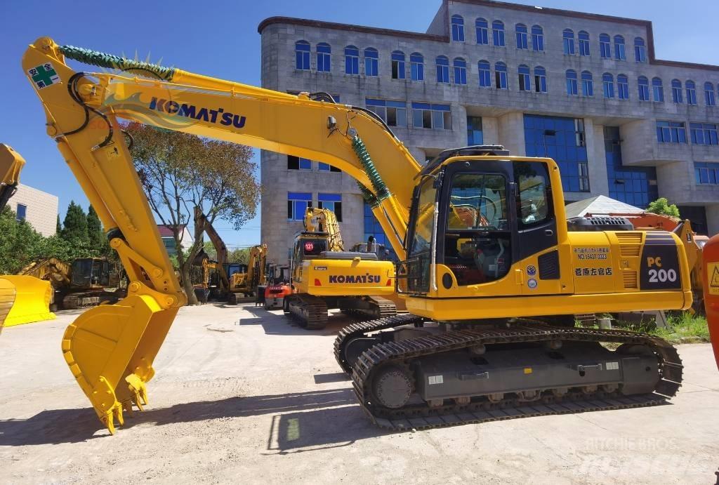 Komatsu PC 200-8 Raupenbagger