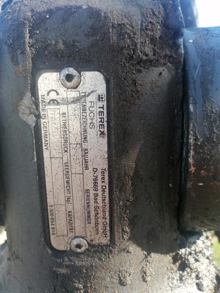 Fuchs MHL 340 D Materialumschlag