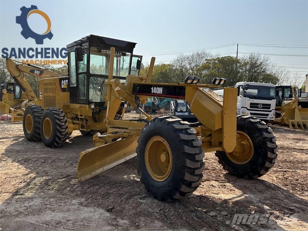 CAT 140H Grader