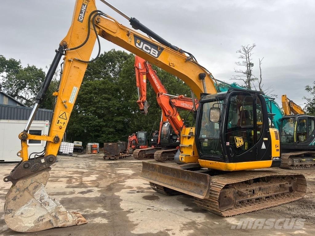 JCB JZ140 with blade Raupenbagger