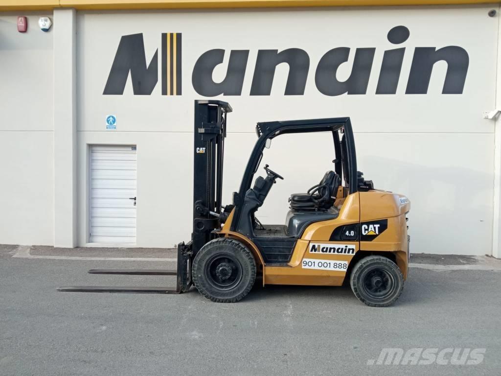 CAT DP 40 Dieselstapler