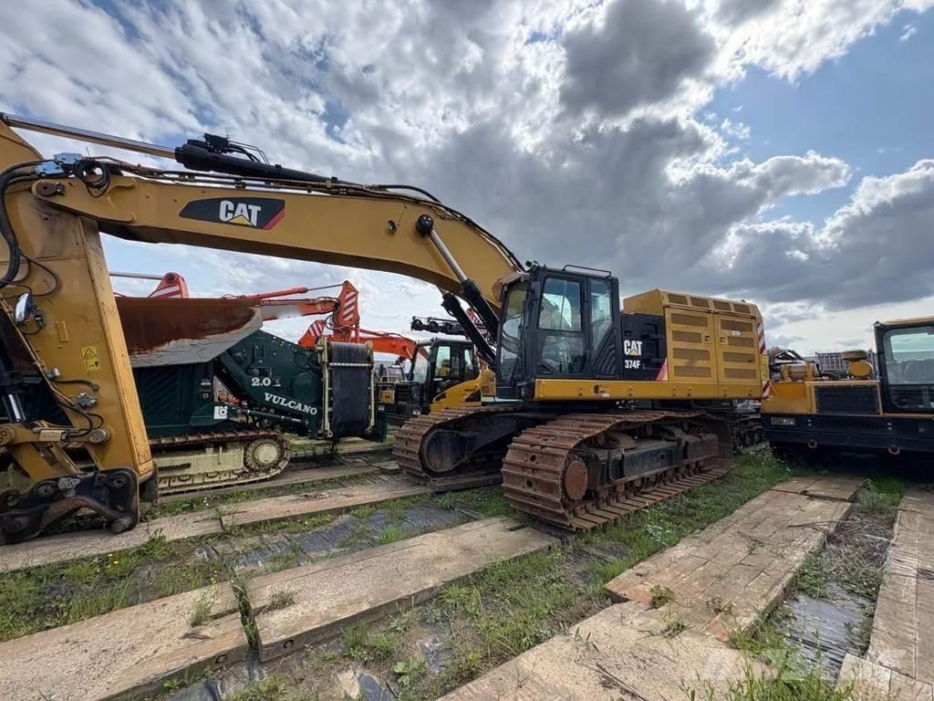 CAT 374F Raupenbagger