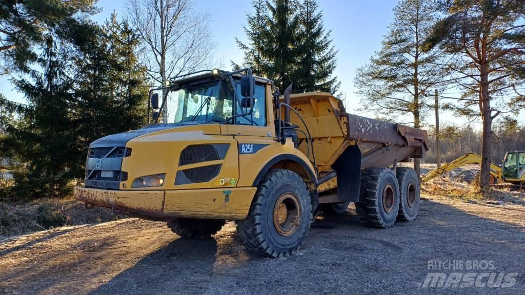 Volvo A 25 F Dumper - Knickgelenk