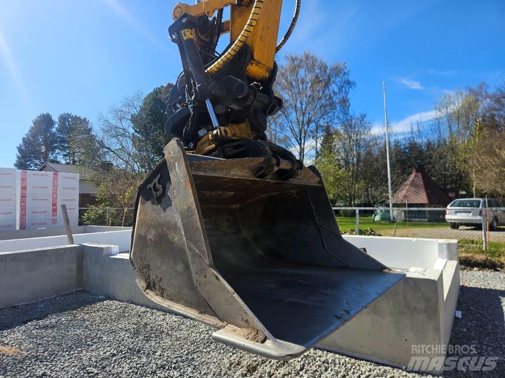 JCB 245 XLR Raupenbagger