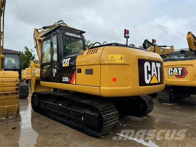 CAT 320 D2L Raupenbagger