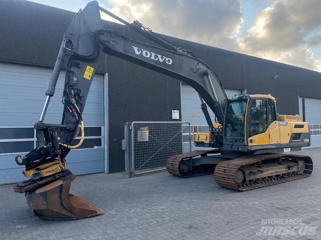 Volvo EC250DL Raupenbagger