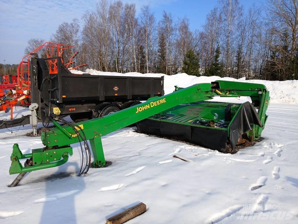 John Deere 735 Mähwerke