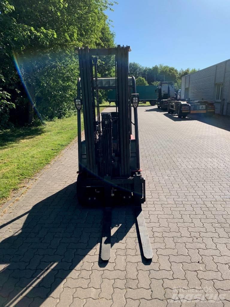 Manitou ME318 Elektrostapler