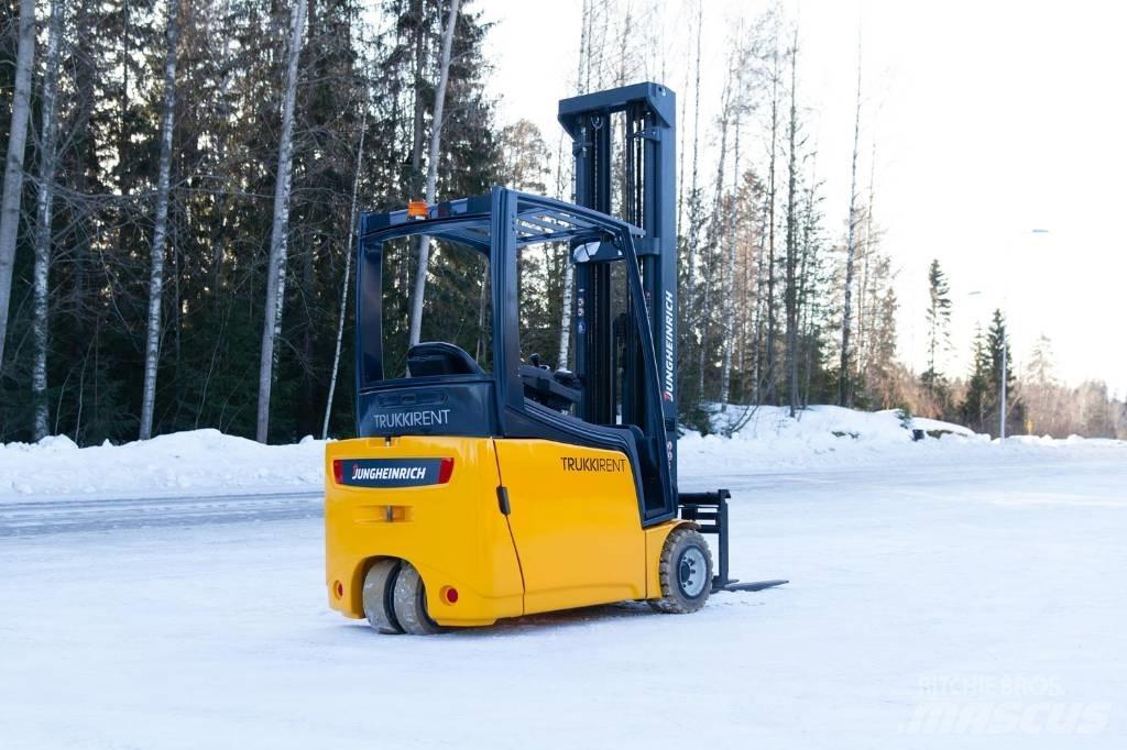 Jungheinrich EFG 220 Elektrostapler