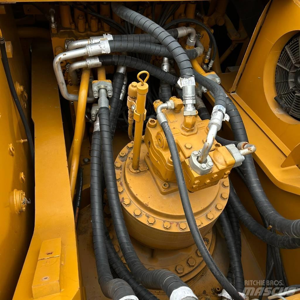 CAT 330D2 Raupenbagger