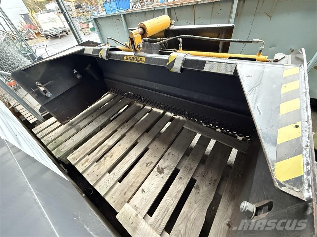 Skaala L19-30 Schneeschilde und -pflüge