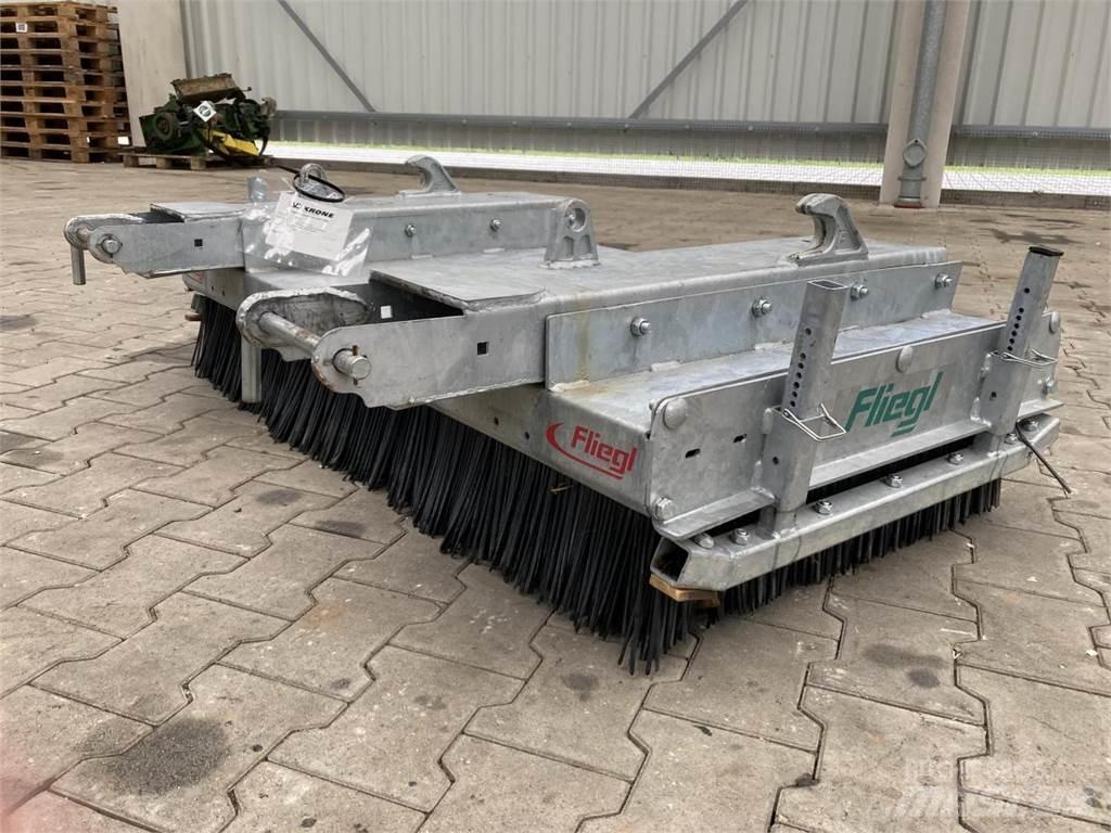 Fliegl Löwe 1,50m Kehrer