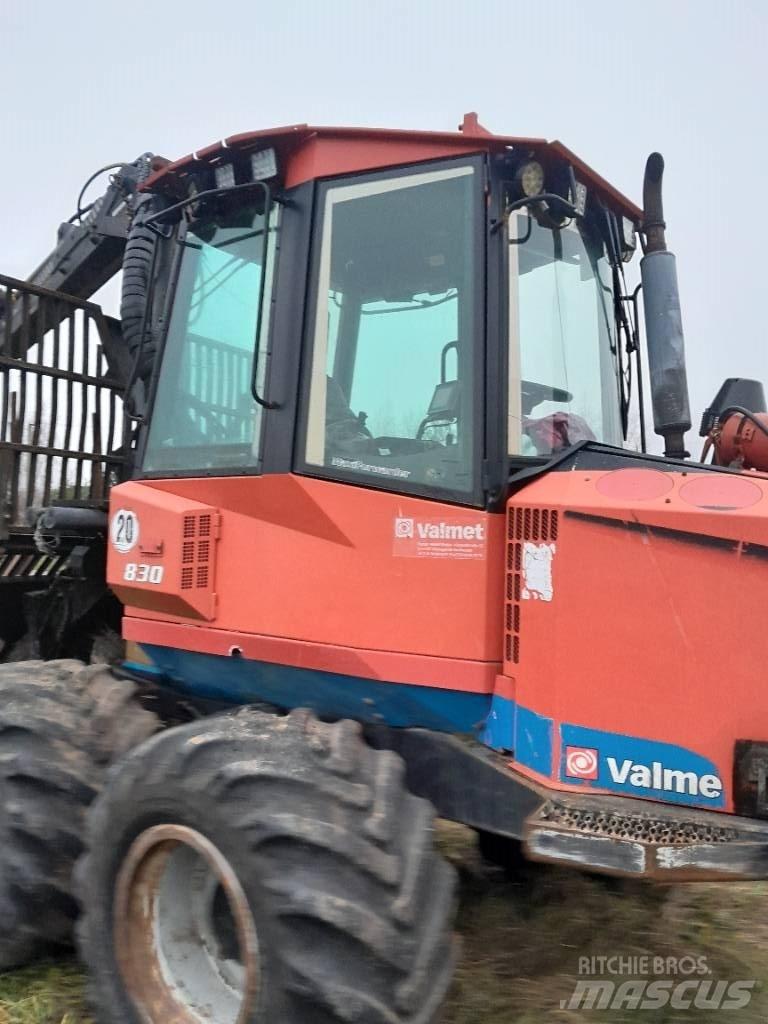 Valmet 830 Forwarder