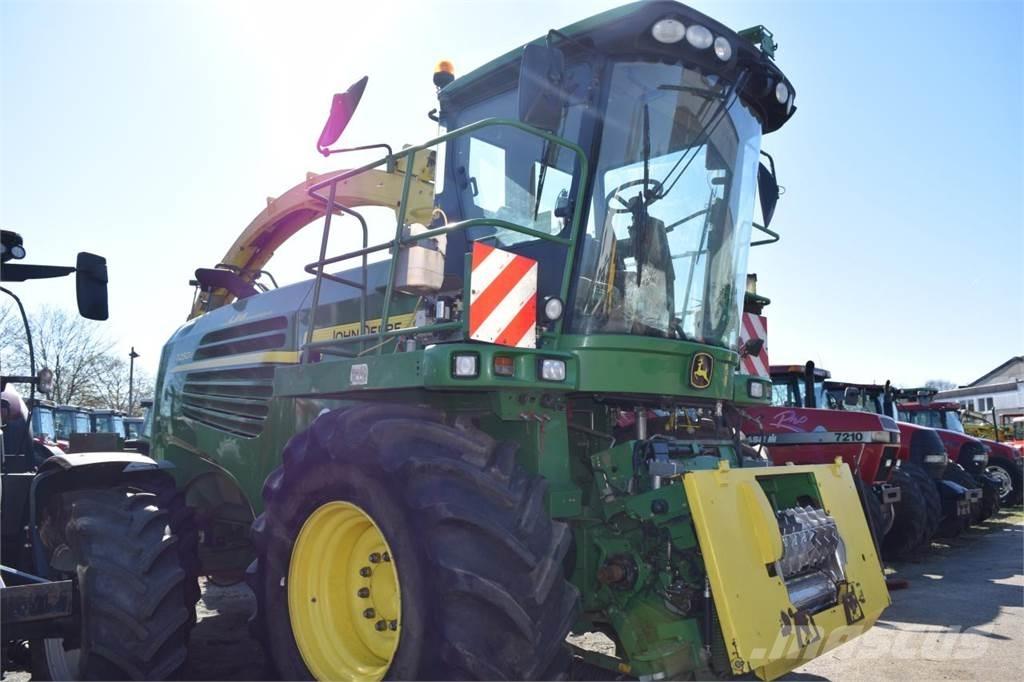John Deere 7250 i Selbstfahrende Häcksler