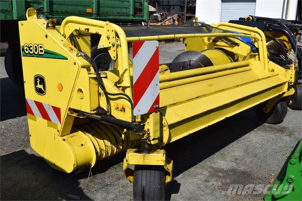 John Deere 7250 i Selbstfahrende Häcksler