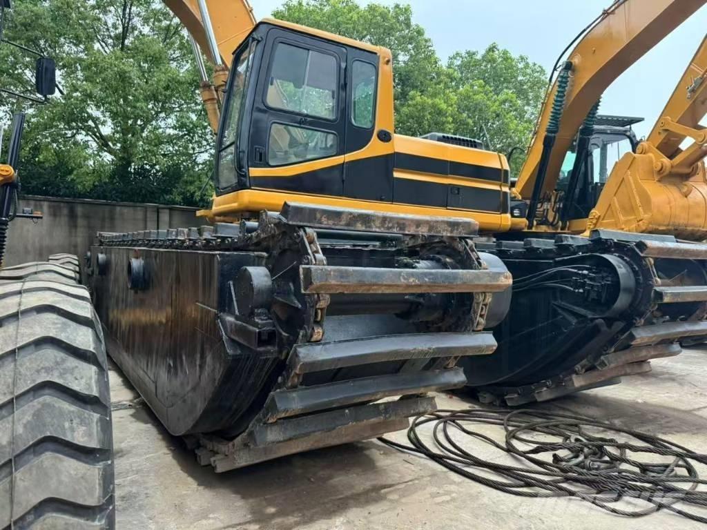 CAT 320 B Amphibienbagger