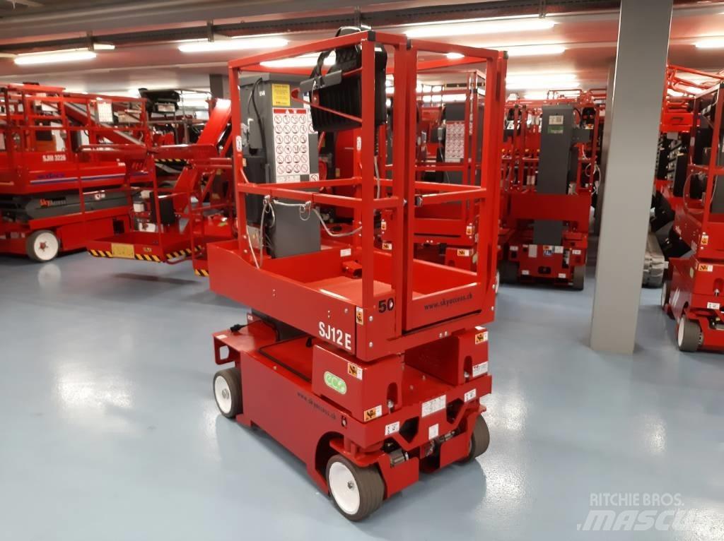 SkyJack SJ12 E Personenaufzüge