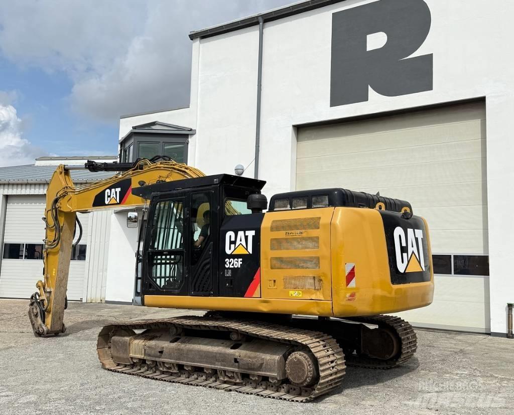 CAT 326F LN Raupenbagger