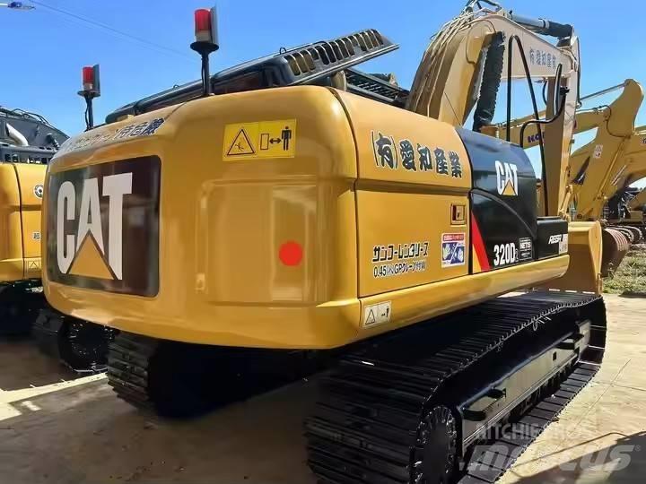 CAT CAT320D2 Midibagger  7t - 12t