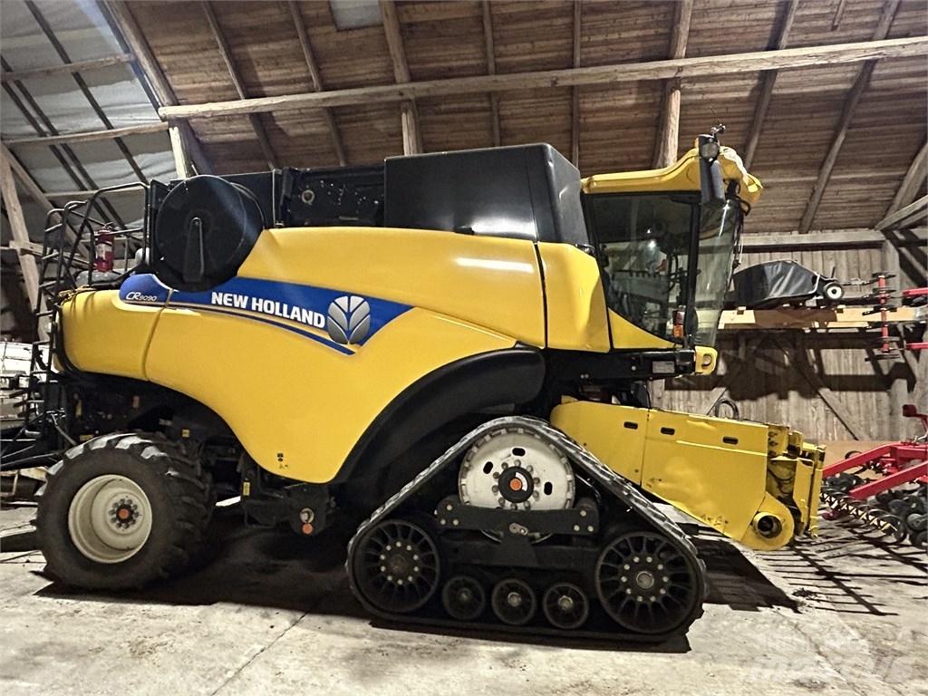 New Holland CR 9090 Mähdrescher