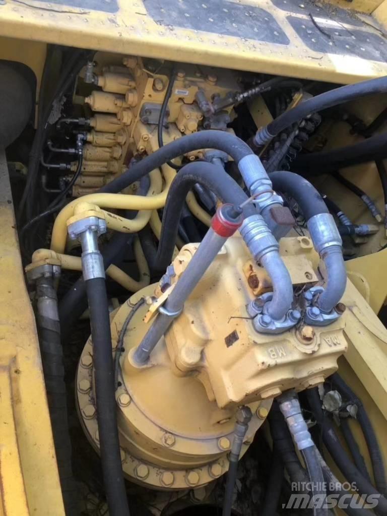 Komatsu PC 490 LC-10 Raupenbagger
