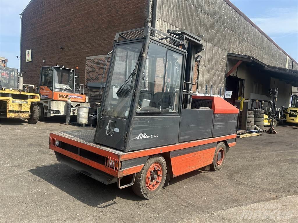Linde S40 Seitenstapler