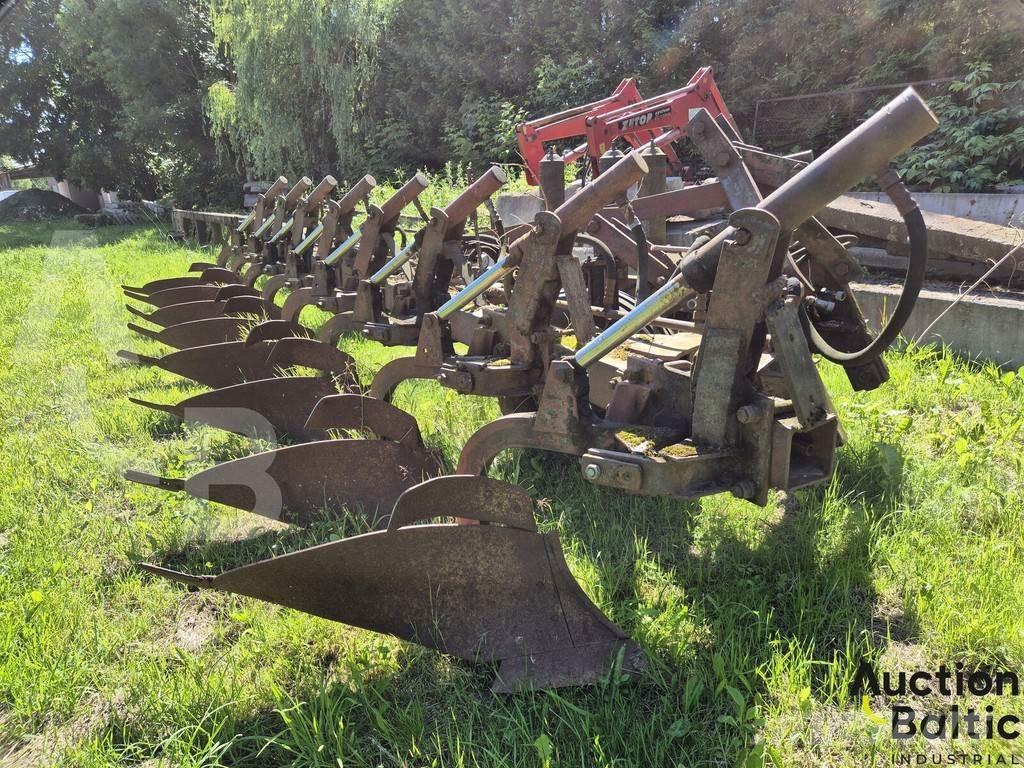  Onbekend Plow Wendepflüge
