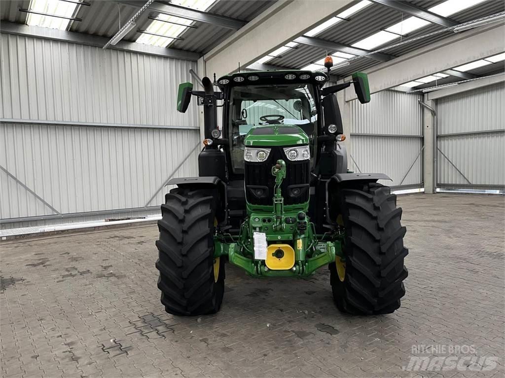John Deere 6R 250 Traktoren