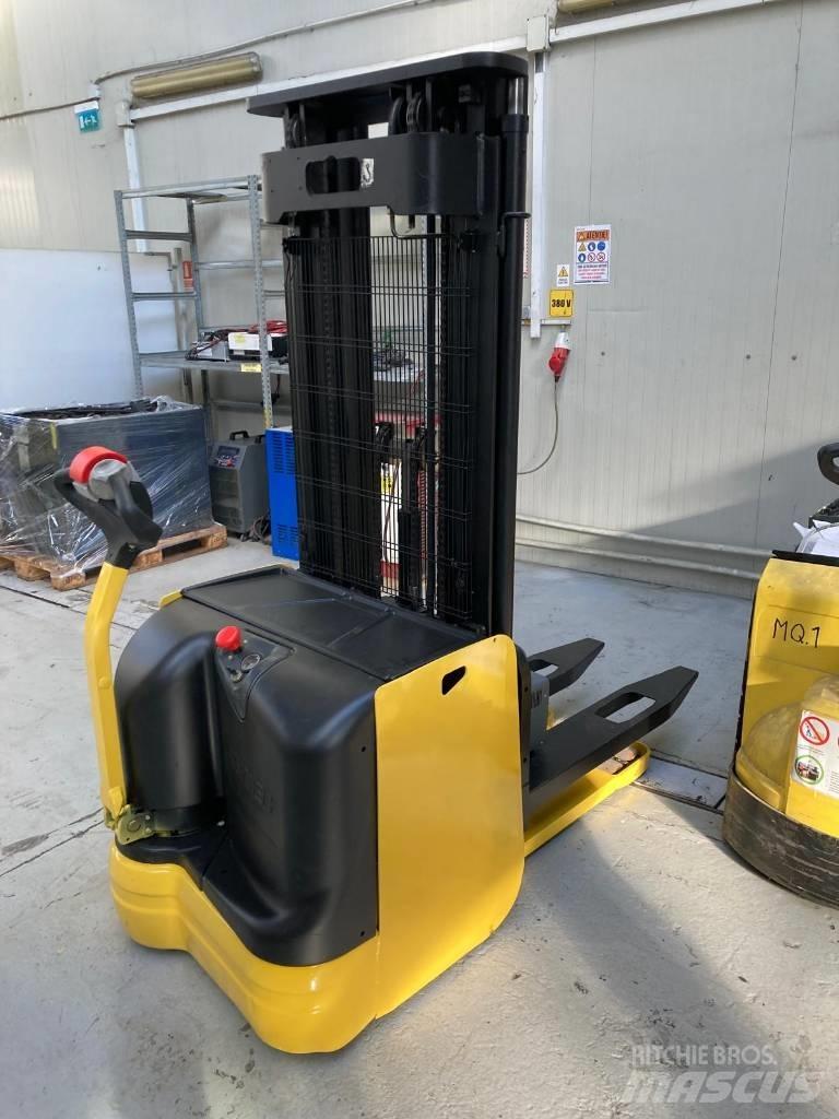 Hyster S 1.6 Deichselstapler