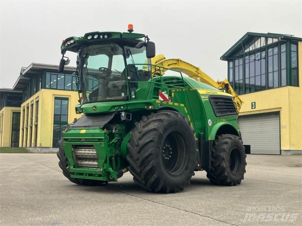 John Deere 9800i Selbstfahrende Häcksler