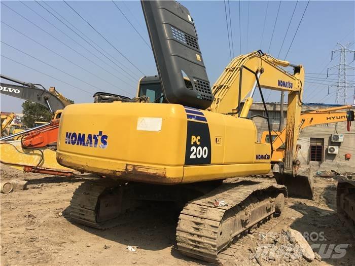 Komatsu PC 200-8 Raupenbagger