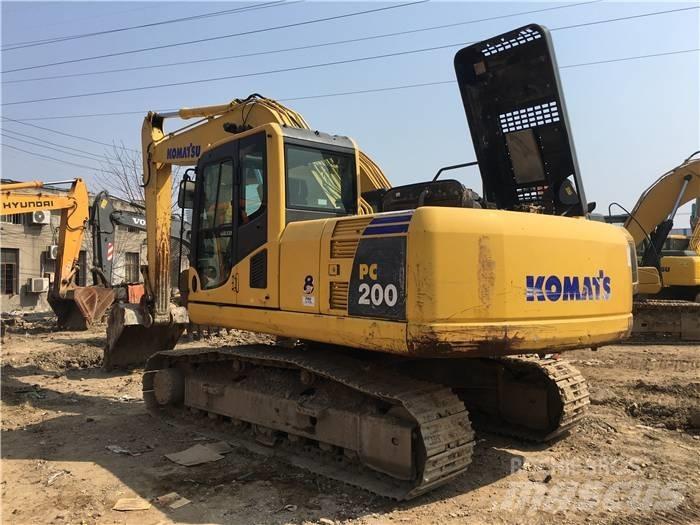 Komatsu PC 200-8 Raupenbagger