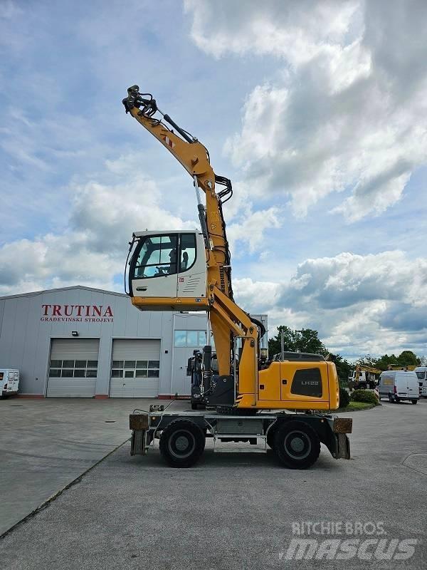 Liebherr LH 22 M Materialumschlag