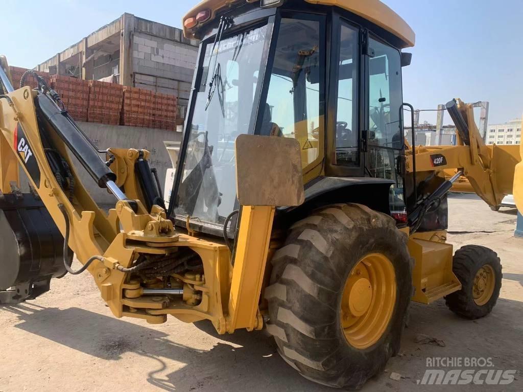 CAT 420 F Baggerlader