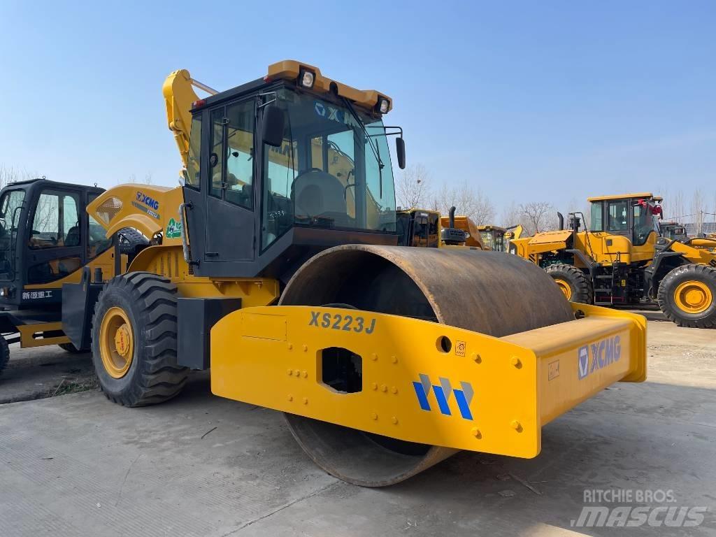 XCMG XS 223 J Walzenzüge