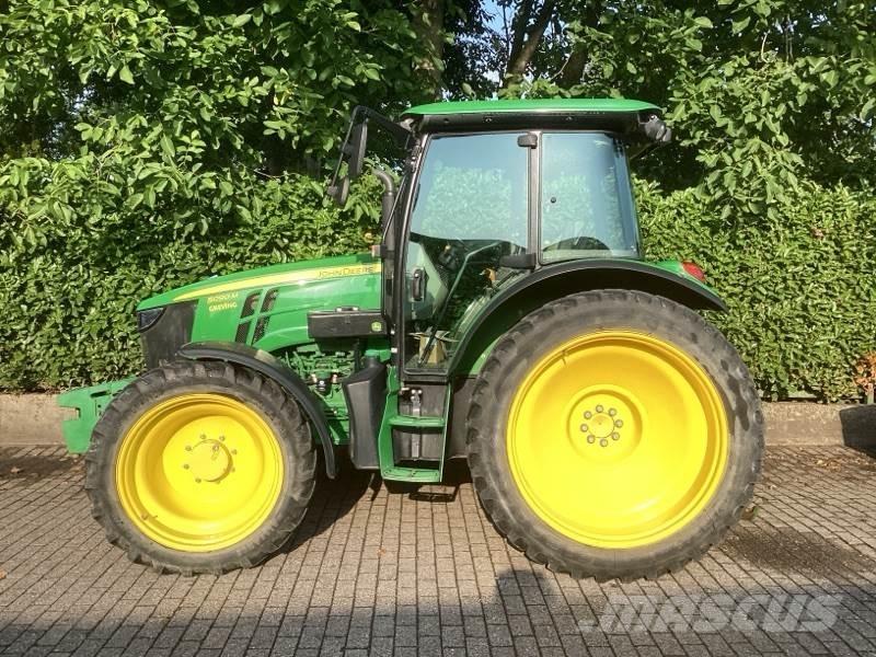 John Deere 5090M Traktoren