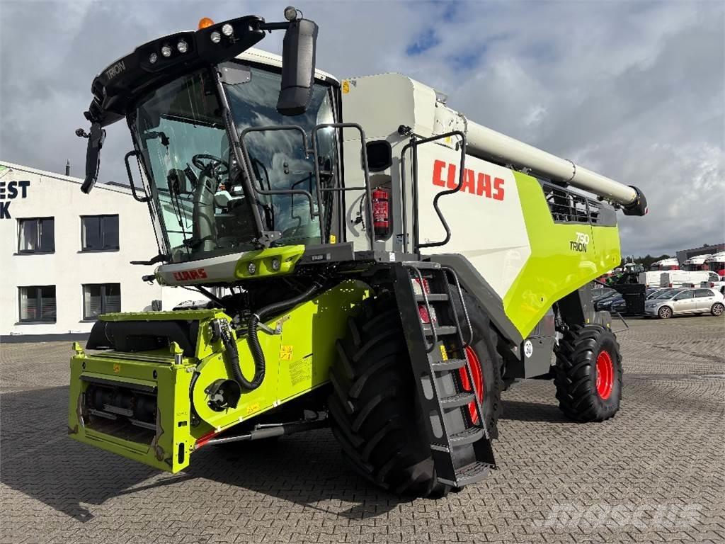 CLAAS TRION 750 Mähdrescher