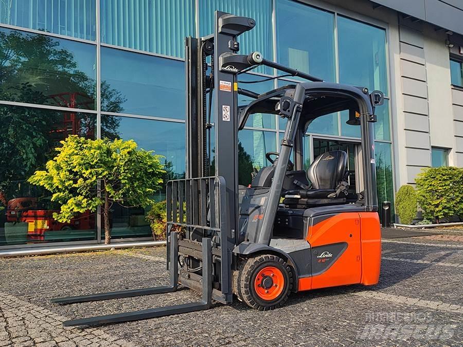 Linde E12-02 Elektrostapler