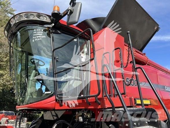 Case IH 5130 Mähdrescher