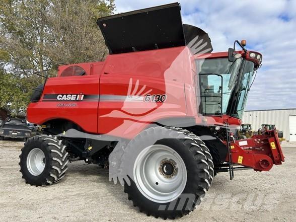 Case IH 6130 Mähdrescher