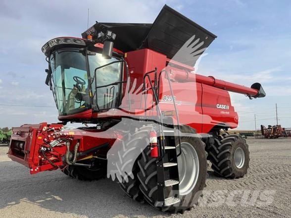 Case IH 8250 Mähdrescher