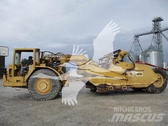 CAT 623B Schaber