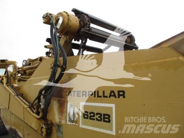 CAT 623B Schaber