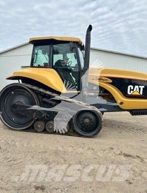 CAT CH45 Traktoren