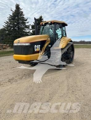 CAT CH45 Traktoren