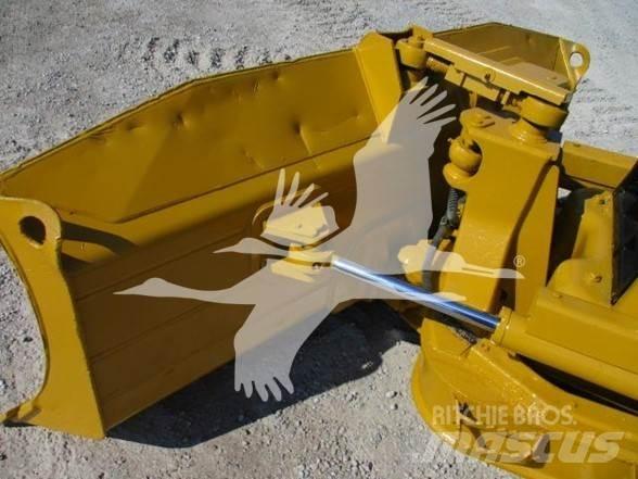 CAT D3G XL Bulldozer