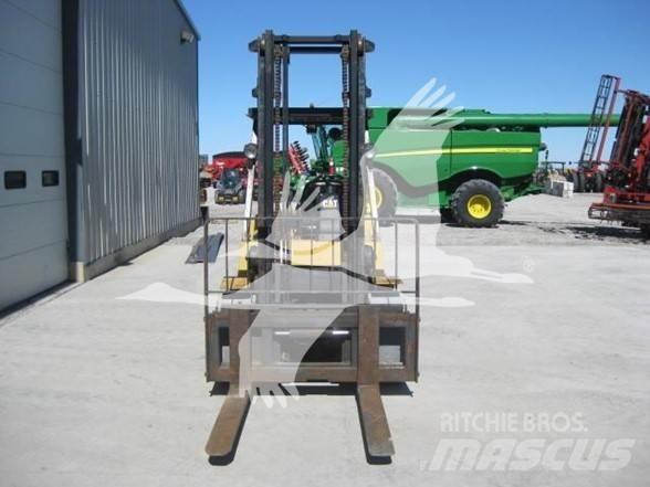 CAT DP40KL Dieselstapler