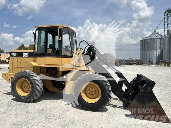 CAT IT18F Radlader