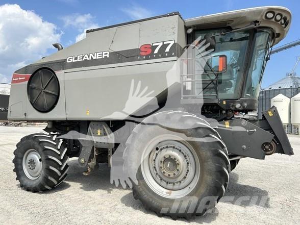 Gleaner S77 Mähdrescher