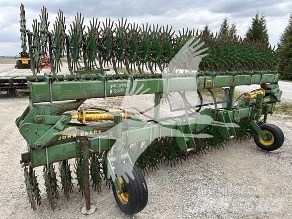 John Deere 400 Sonstige Bodenbearbeitung